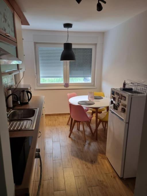 Studio Apartman Bojana 34M2,Free Wifi,Parking Σίσακ Εξωτερικό φωτογραφία